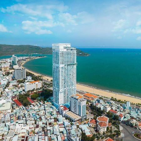 Condotel Tms Hoang Gia View Bien, Toa Nha Cao Nhat كوي نون المظهر الخارجي الصورة