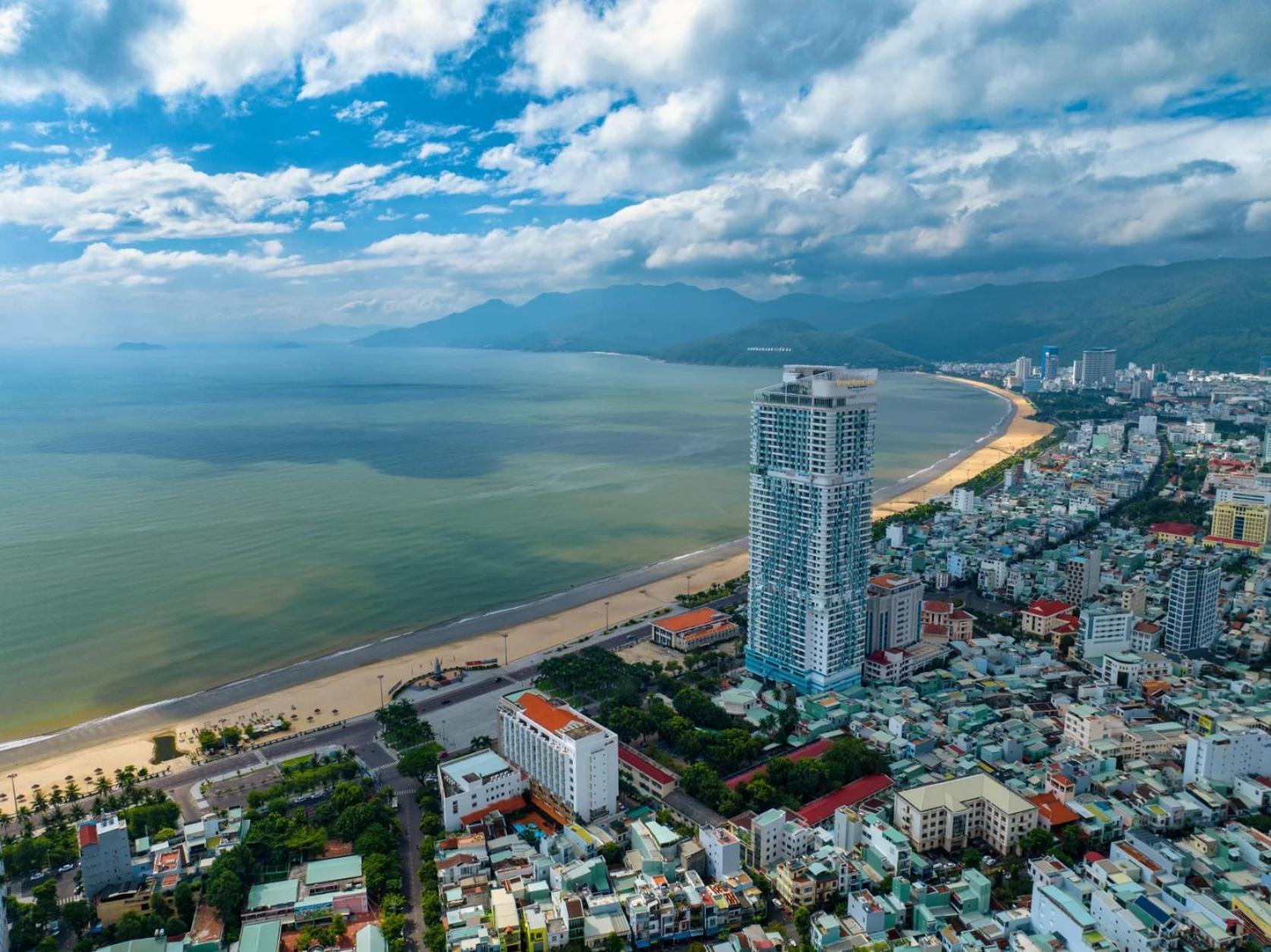 Condotel Tms Hoang Gia View Bien, Toa Nha Cao Nhat كوي نون المظهر الخارجي الصورة