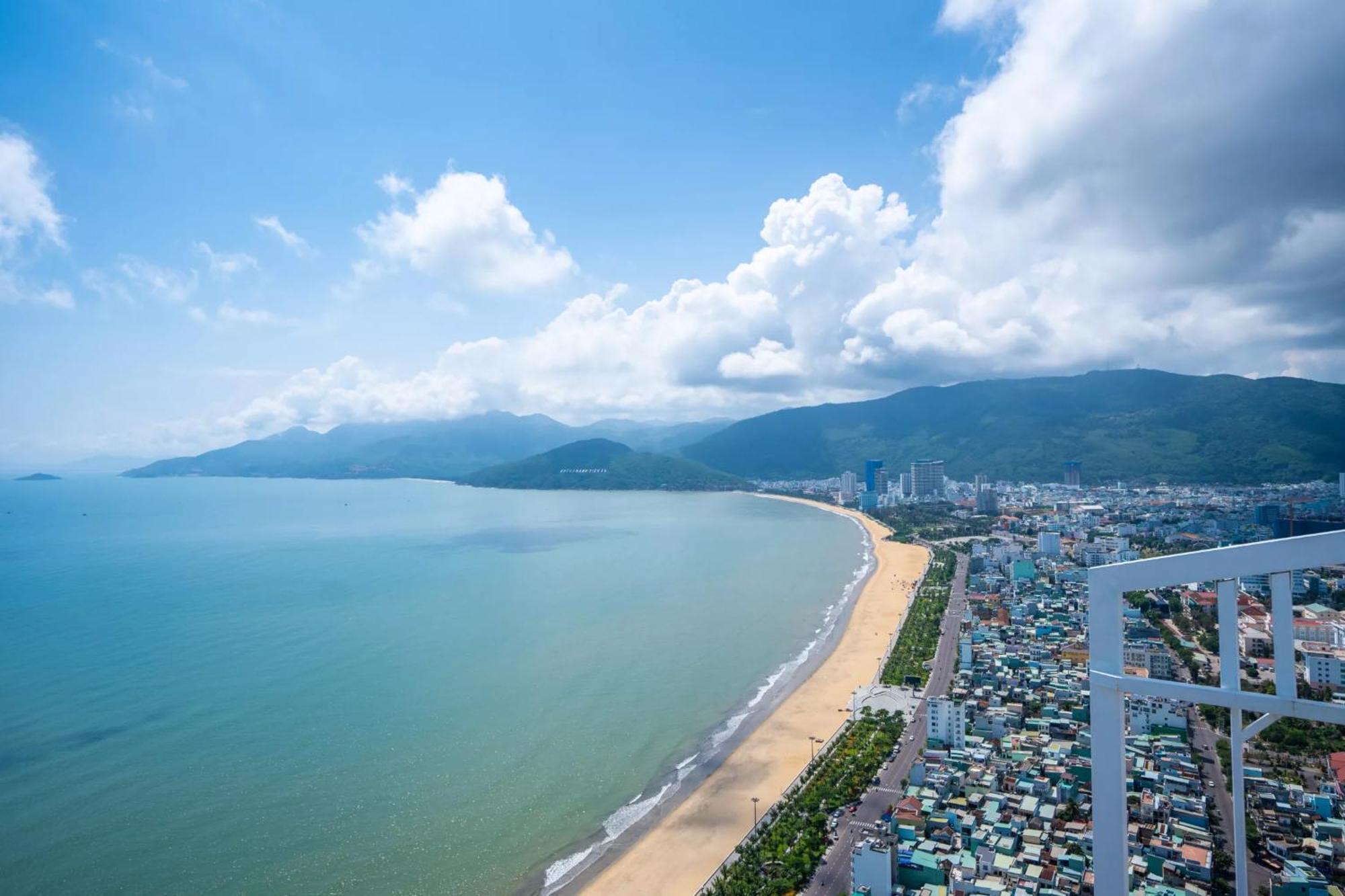 Condotel Tms Hoang Gia View Bien, Toa Nha Cao Nhat كوي نون المظهر الخارجي الصورة
